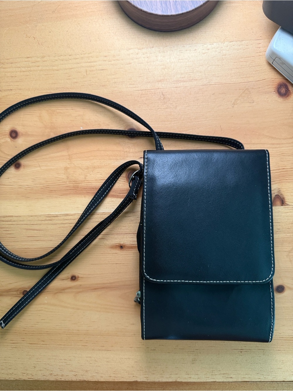 Women's Black Crossbody Phone Bag with Contrast Stitching